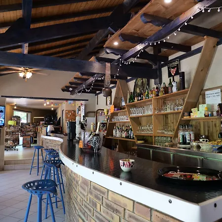 L'eau Vive ホテル 4*