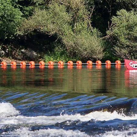ホテル L'eau Vive Carennac